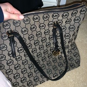 Michael Kors Tote